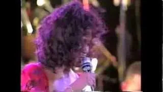 #nowwatching Whitney Houston LIVE - Jesus Loves Me