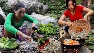 Cooking shrimp with duck egg and roasted fish with salt +4food of survival- Top cooking food