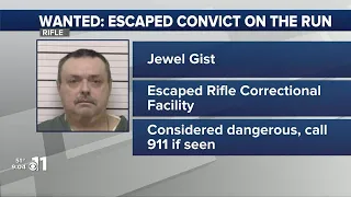 WATCH: Manhunt underway in Colorado for an escaped convict