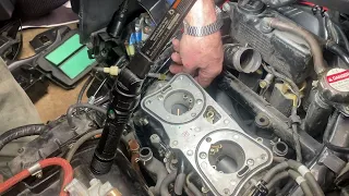 Honda GL1500 Goldwing carburetor removal video, Part 2