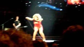 Tina Turner live - Whats love got to do with it - audience singing - 02.05.2009 - Arnhem - Gelredome