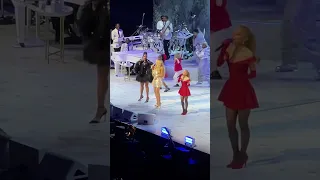 Oh Santa Live, Mariah Carey ft Jennifer Hudson & Ariana Grande