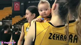 Zehra Gunes Playing With Assistant coach's Baby