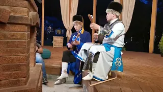 Altaydyn Alkyzhy by Ezendey and Kezer. Altai throat singing. Bai Terek ensemble.