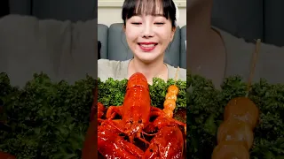 [Mukbang ASMR] Spicy Lobster 🦞 Dumplings sausage Shrimp Enoki Mushrooms Seafood boil Recipe #shorts