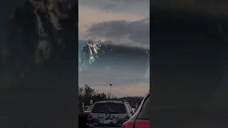 Meteor falls from sky CAUGHT ON CAMERA