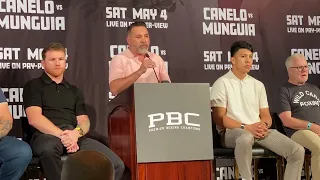 OSCAR DE LA HOYA SHOWS RESPECT TO SAUL CANELO ÁLVAREZ