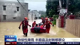 Hong Kong drenched in heaviest rain in 140 years