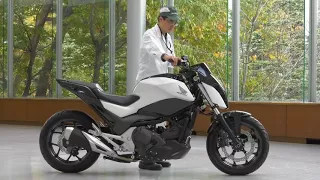 Honda Riding Assist-e: xe môtô tự cân bằng độc đáo ▶ HONDA E-BIKE