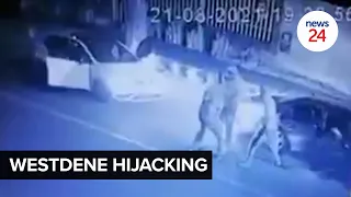 WATCH | Police on the hunt for four suspects after Joburg hijacking