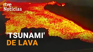 LA PALMA: 'TSUNAMI' de LAVA a gran velocidad que DESBORDA el canal lávico (INVOLCAN) | RTVE Noticias