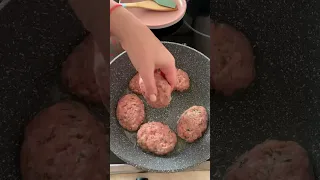 Сочные, вкусные котлеты. Готовим дома