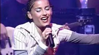 Nelly Furtado -Turn off the light (Live at All That 09-06-2000)