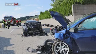 Zwei Tote und sechs teilweise Schwerverletzte bei Verkehrsunfall in St. Martin im Mühlkreis