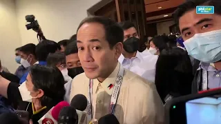 Vic Rodriguez 'entertains' questions from reporters