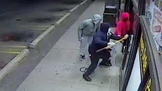 Video shows thieves break into Southfield party store