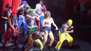 Rihanna - Please Don't Stop The Music Live at The o2 - 15/11/11 HD