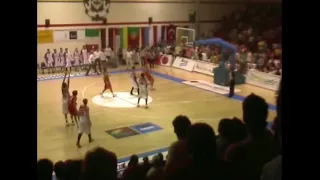 Ricky Rubio hits from halfcourt to force OT | FIBA U16 European Championship 2006 Final