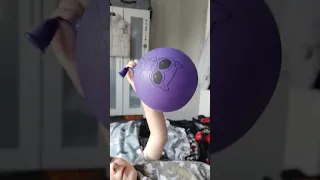 A Ballon Farting