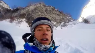 Лыжник выжил после падения со 150-футового обрыва