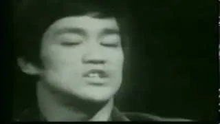 Bruce Lee: "I do not believe in styles anymore"