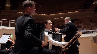 duoAccosphere plays Bach in Berlin Philharmonic