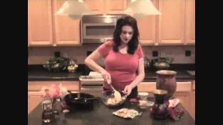 Quick and Easy Chicken Alfredo Calzones.wmv