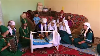 Этномарафон. Казахский обряд «Бесик той»