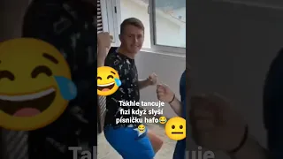 fizi má rád kafu a její písničku hafo😐😂😂