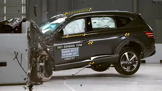 2021 Genesis GV80 crash test / Superior ratings for crash avoidance