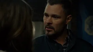 Burgess & Ruzek Talk About Kim Struggling with the Case on Chicago PD 10x08 (Nov. 16, 2022)