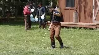 Bullwhip Master in slow motion