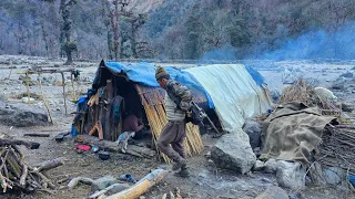 Himalayan Village Life | Nepal | Sheep Shepherd Life in Winter | Shpherd Food |  Real Nepali Life🇳🇵