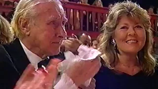 Spike Milligan receiving Lifetime Achievement Awards (The British Comedy Awards, 1994)