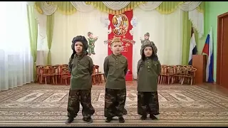 Песня "Три танкиста",  слова Б. Ласкин, музыка братья Покрасс.