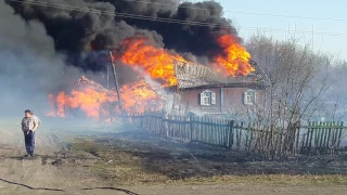 Пожар в Полысаево,район ш.Октябрьская.