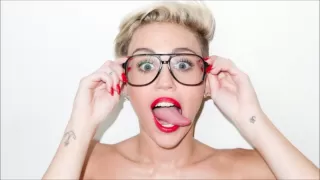 Miley Cyrus - Wrecking Ball (House Of Titans Remix) (FREE DOWNLOAD)