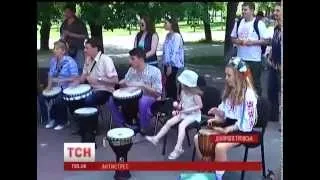 Новости ТСН 19:30 за 17 травня 2014 року. БарабанЗА. Фестиваль уличных музыкантов.