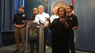 Mayor Landrieu gives an update on the pumps crisis and State of Emergency in New Orleans
