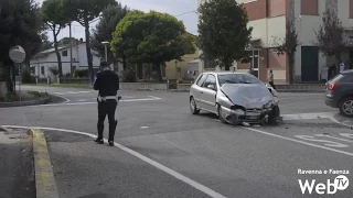 Fiumazzo: scontro tra auto a un'incrocio, anziano ricoverato al Bufalini