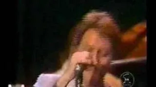 Robert Palmer Bad Case of Loving You live on Midnight Special US TV