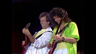 19. Hammer To Fall (Queen In Wembley Stadium: 11/7/1986) filmed concert