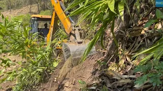 Mountain Narrow Road IS BOON for Remote Mountain Villagers-JCB Cutting Hillside