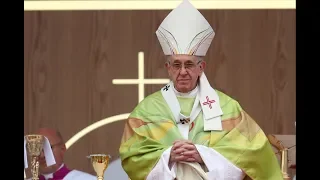 As historic summit on church sex abuse begins, critics say pope's credibility is at risk