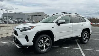 2022 Toyota RAV4 PRIME SE - (Full Review On This AWESOME PHEV)