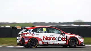 Onboard lap at snetterton 300 in HYUNDAI I30n TCR car