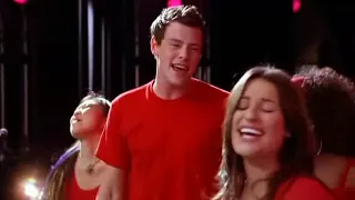 GLEE - Don't Stop Believin' (Full Performance) [1x01]