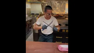 Nusret shoots a new challenge video (1000 grams of meat)!#nusret#saltbae#saltlife#salt#steakhouse