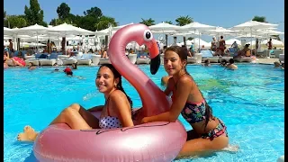 Ibiza Beach Club Odessa . Girls Having Fun / ОДЕССА . Аркадия . Пляж Ибица