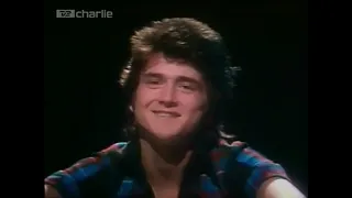 Bay City Rollers - Give A Little Love - 1975